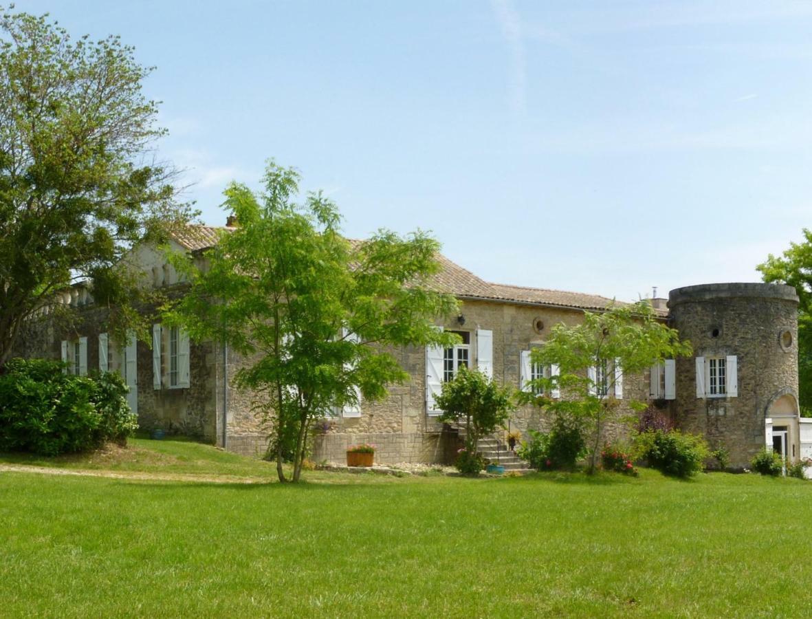 Lamothe-Landerron Ancien Haras De La Tour Bed & Breakfast エクステリア 写真